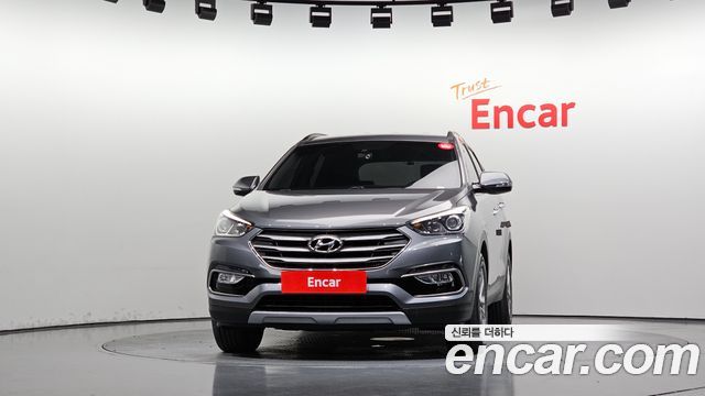 Hyundai Santafe 2016 — photo 3