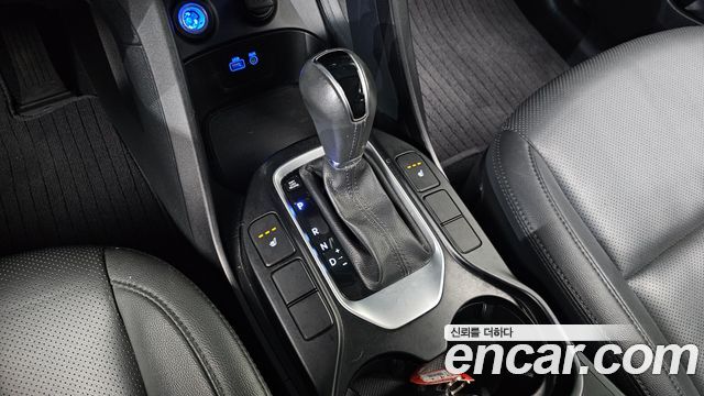 Hyundai Santafe 2016 — photo 12