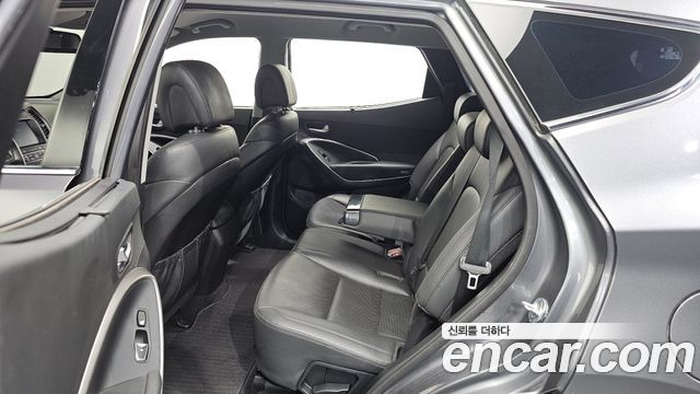 Hyundai Santafe 2016 — photo 18