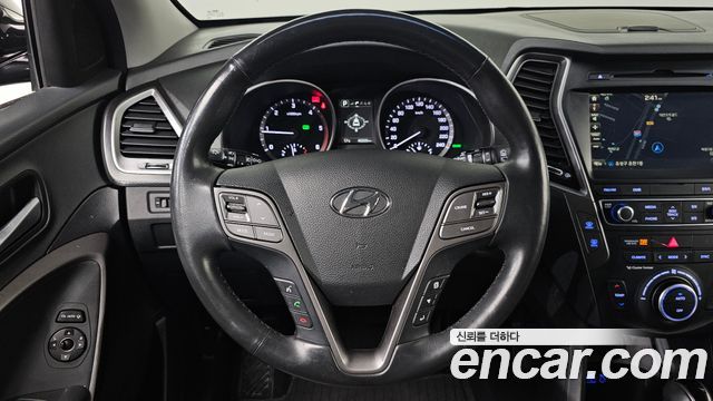 Hyundai Santafe 2016 — photo 21