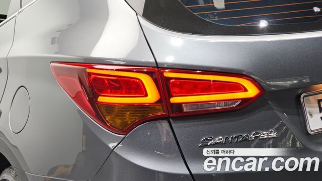 Hyundai Santafe 2016 — photo 9