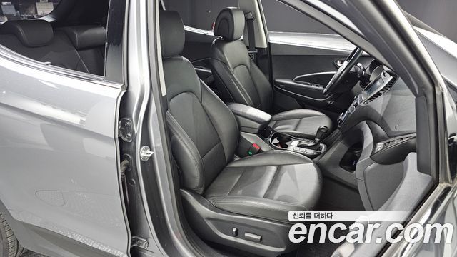 Hyundai Santafe 2016 — photo 16