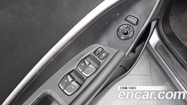 Hyundai Santafe 2016 — photo 27