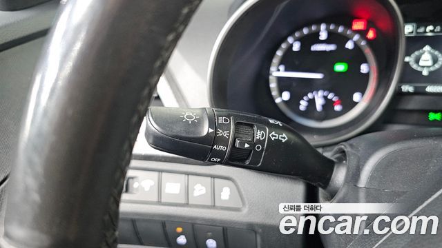 Hyundai Santafe 2016 — photo 28