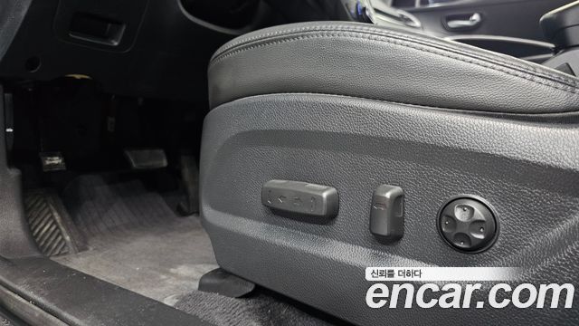 Hyundai Santafe 2016 — photo 30