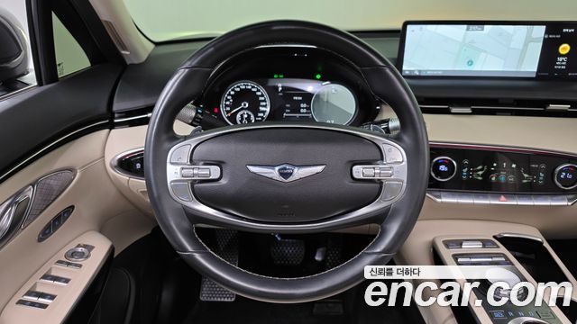 Genesis GV70 2021 — photo 19