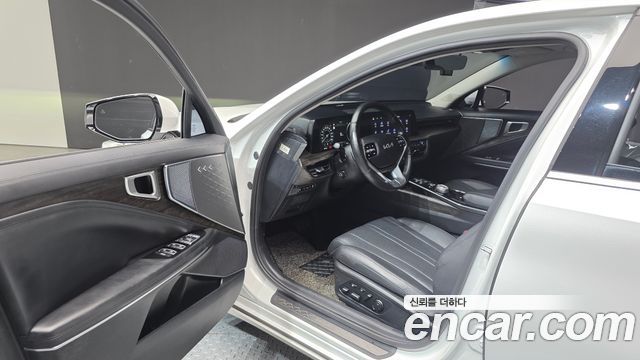 Kia K8 2022 — photo 13