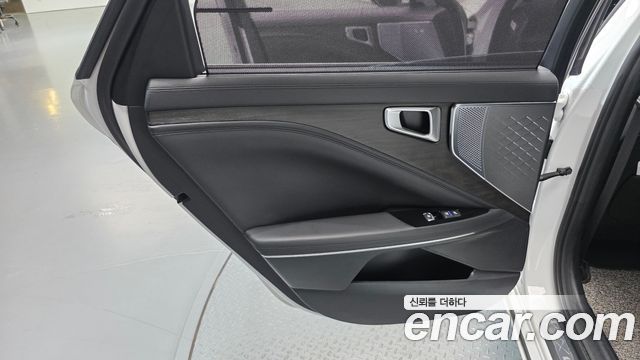 Kia K8 2022 — photo 15