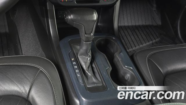 Chevrolet Korea Colorado 2021 — photo 12