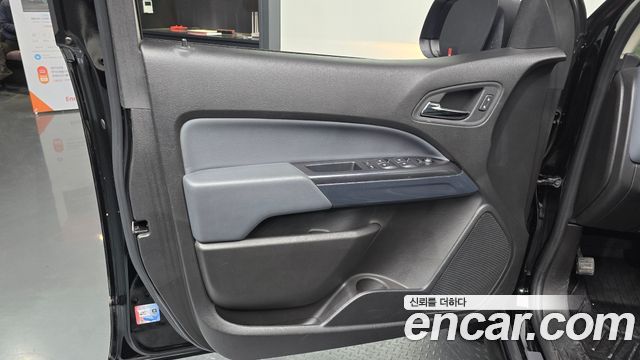 Chevrolet Korea Colorado 2021 — photo 14