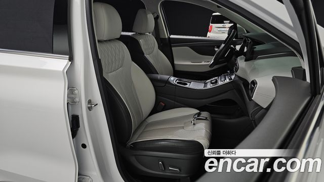 Hyundai Santafe 2021 — photo 12
