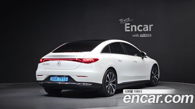 Mercedes-Benz EQE 2023 — photo 2