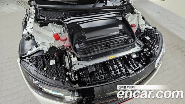 Mercedes-Benz EQE 2023 — photo 6