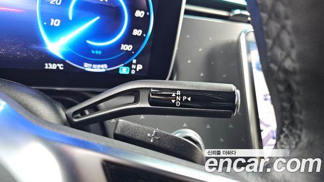 Mercedes-Benz EQE 2023 — photo 12