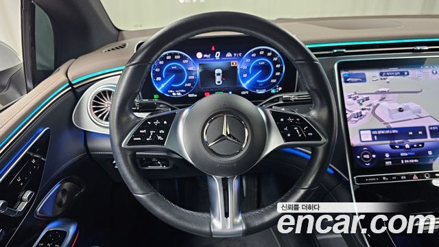 Mercedes-Benz EQE 2023 — photo 20