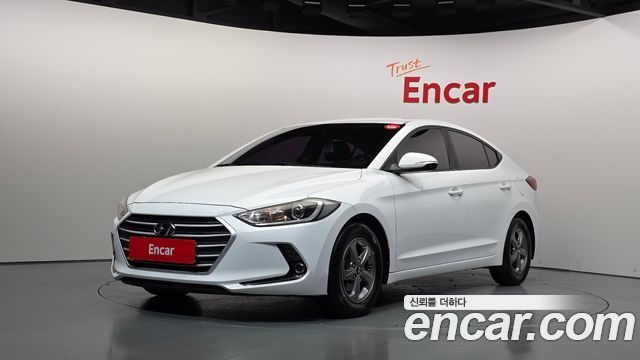 Hyundai AVANTE 2018 — photo 1