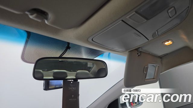 Hyundai AVANTE 2018 — photo 16
