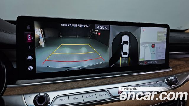 Kia K9 2022 — photo 21