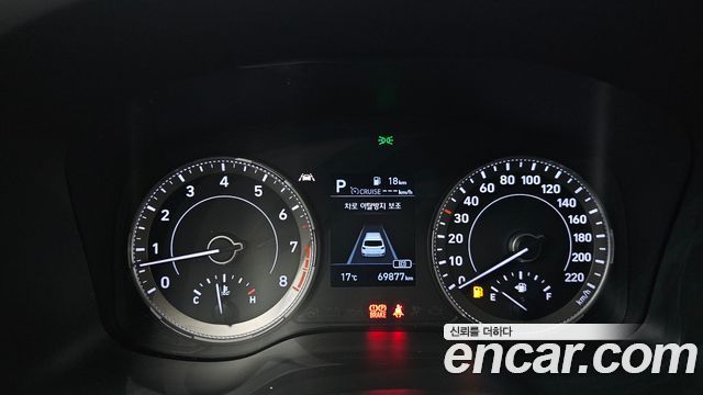 Hyundai Venue 2020 — photo 11