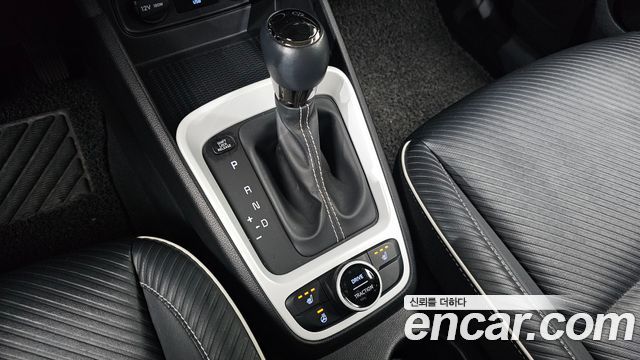 Hyundai Venue 2020 — photo 12