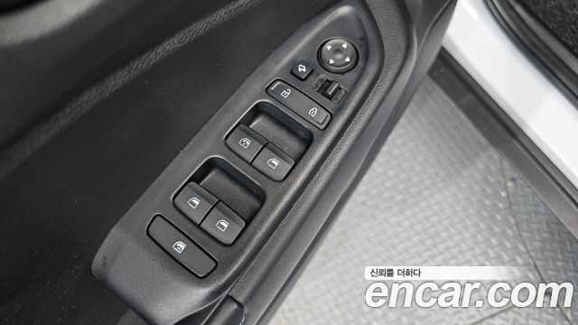 Hyundai Venue 2020 — photo 26