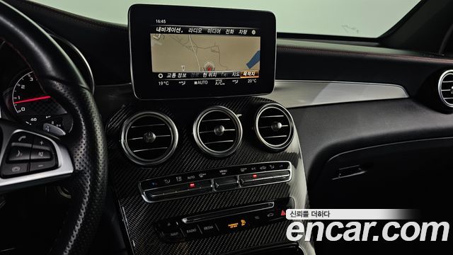 Mercedes-Benz GLC-Class 2019 — photo 21