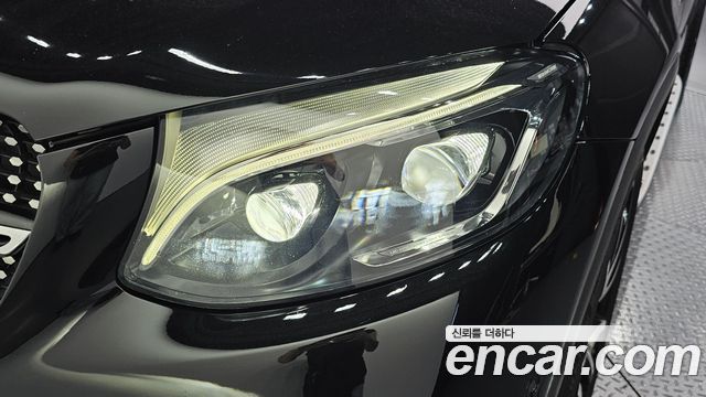 Mercedes-Benz GLC-Class 2019 — photo 8