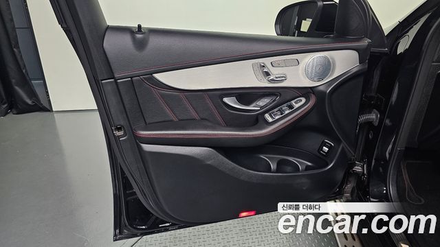 Mercedes-Benz GLC-Class 2019 — photo 14
