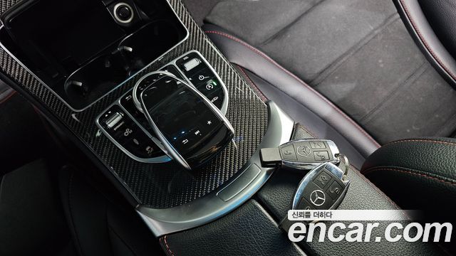 Mercedes-Benz GLC-Class 2019 — photo 28