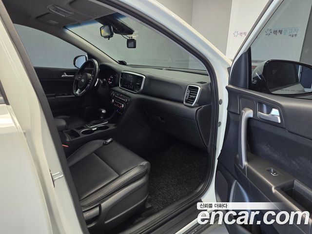 Kia Sportage 2019 — photo 15