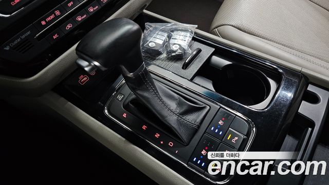 Kia Canival 2017 — photo 12