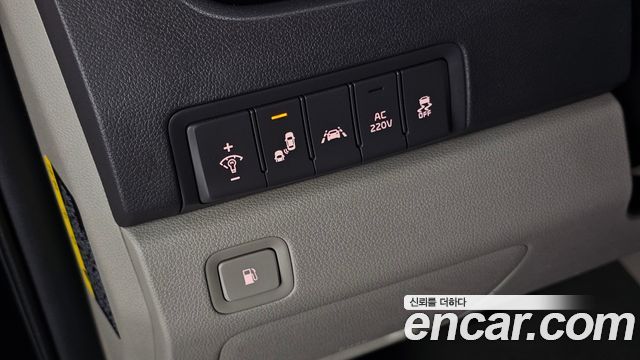 Kia Canival 2017 — photo 25