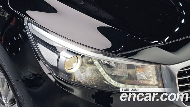 Kia Canival 2017 — photo 8