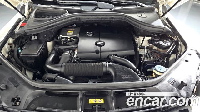 Mercedes-Benz M-class 2012 — photo 6