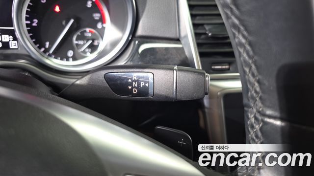 Mercedes-Benz M-class 2012 — photo 9
