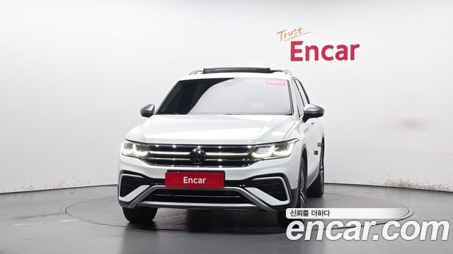Volkswagen Tiguan 2024 — photo 3