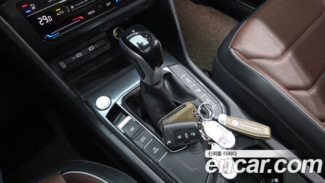 Volkswagen Tiguan 2024 — photo 12
