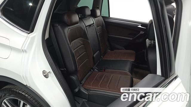 Volkswagen Tiguan 2024 — photo 18