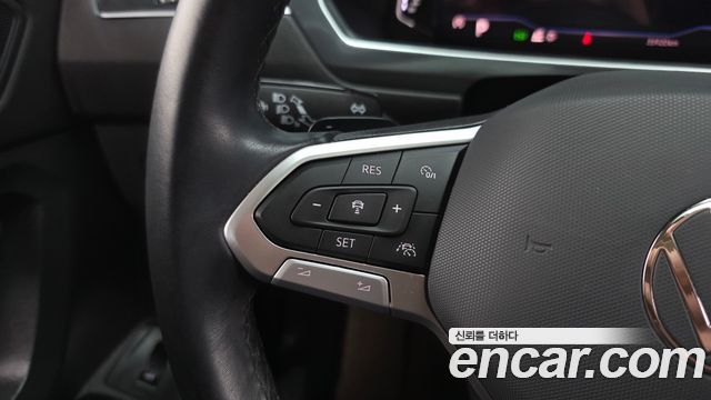 Volkswagen Tiguan 2024 — photo 28