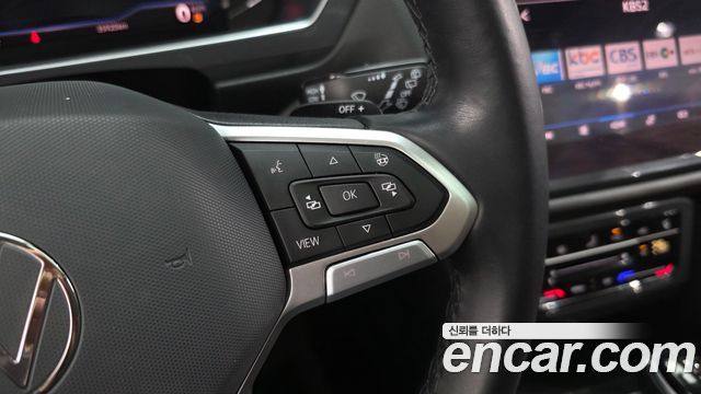 Volkswagen Tiguan 2024 — photo 31