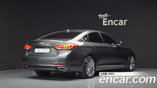 Genesis G80 2017 — photo 2
