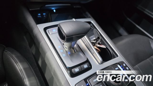 Genesis G80 2017 — photo 9
