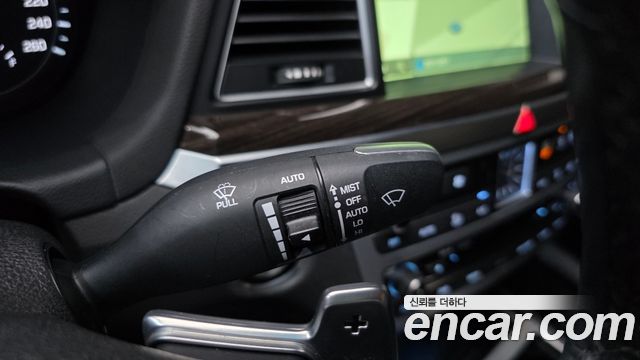 Genesis G80 2017 — photo 13
