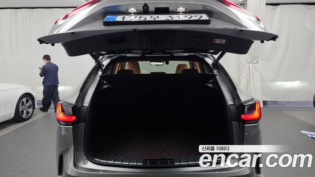 Lexus NX 2025 — photo 25