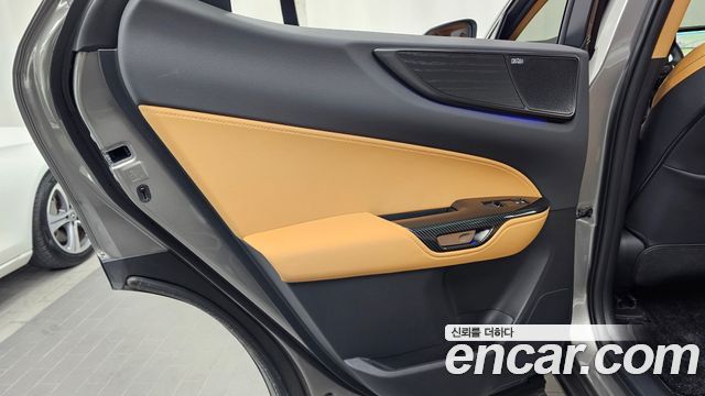 Lexus NX 2025 — photo 15