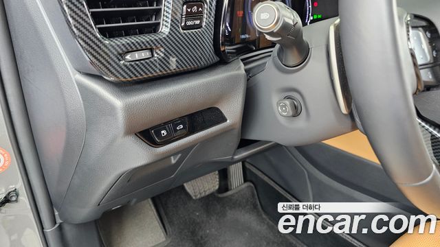 Lexus NX 2025 — photo 28
