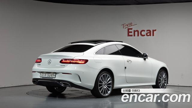 Mercedes-Benz E-Class 2019 — photo 2