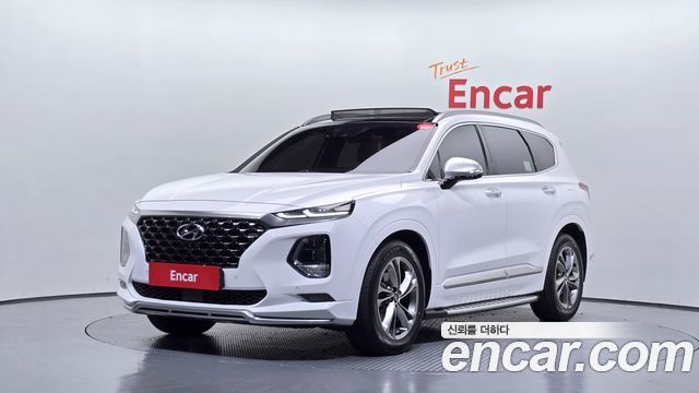 Hyundai Santafe 2019 — photo 1