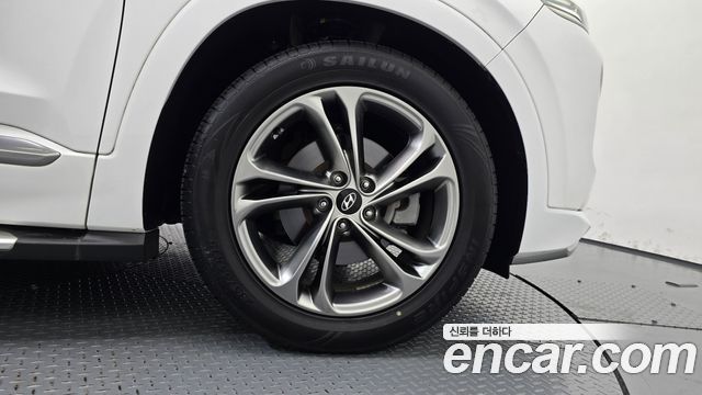 Hyundai Santafe 2019 — photo 7