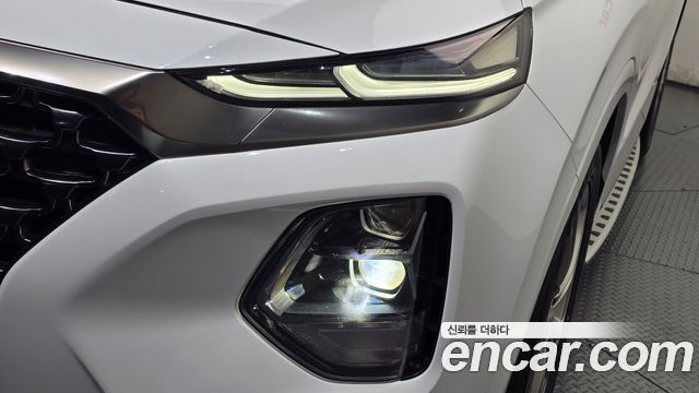 Hyundai Santafe 2019 — photo 8
